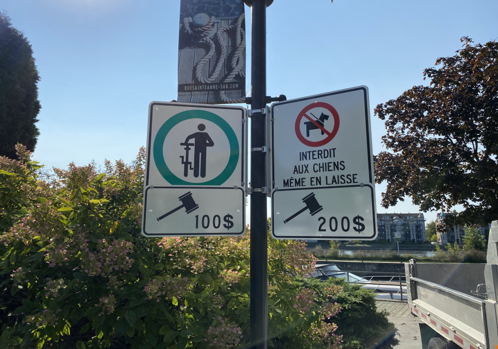 Nouveaux panneaux à chaque entrée de la promenade sur les règlements 770 et 812